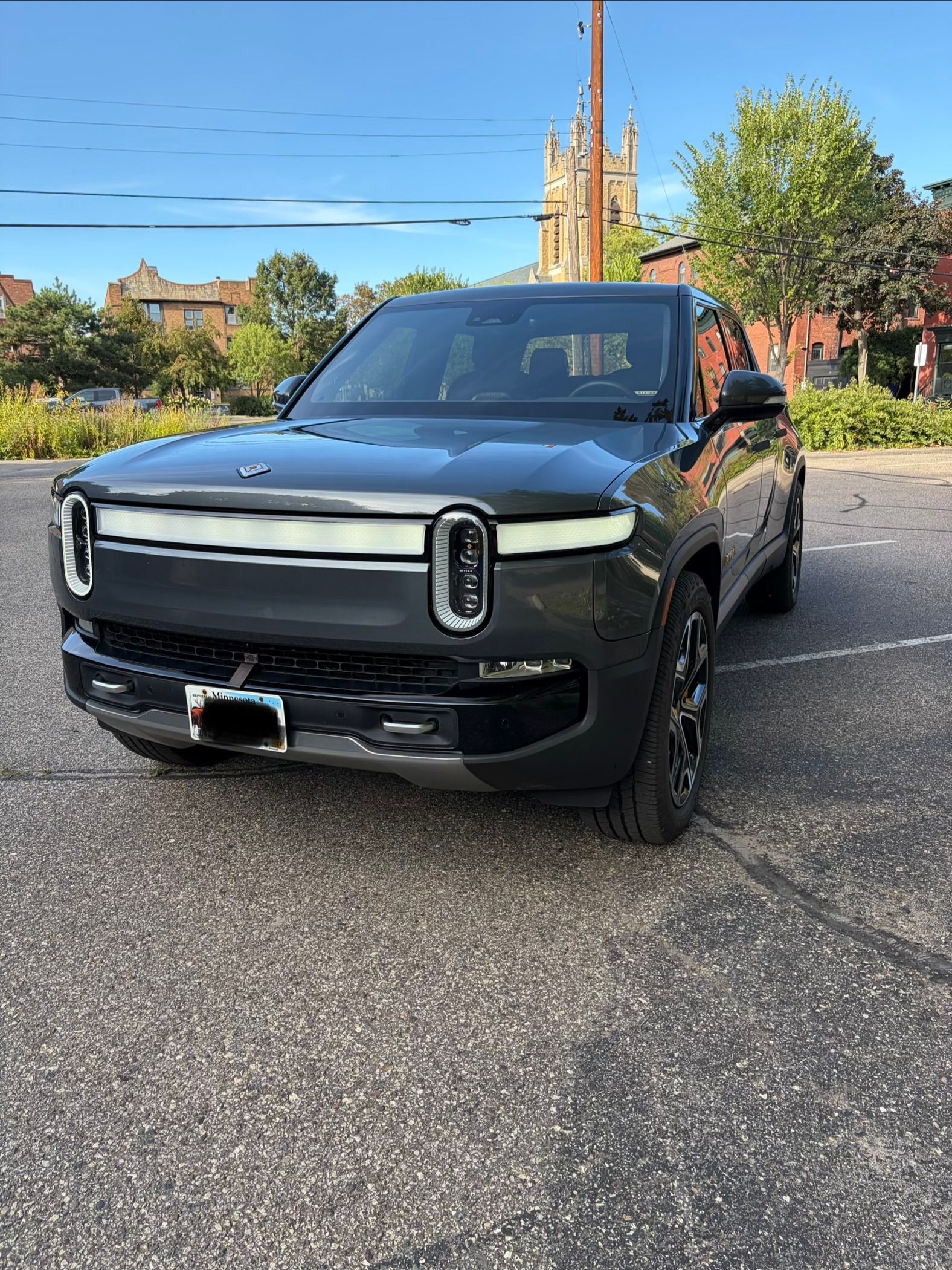 Used 2022 Rivian R1T Adventure AWD/4WD image 2