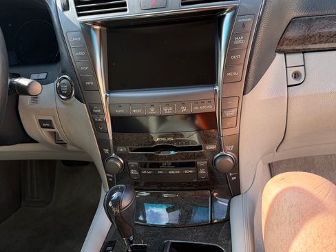 Used 2007 Lexus LS 460 image 15