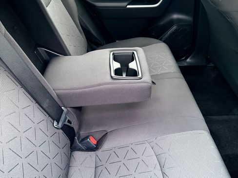 Used 2021 Toyota RAV4 XLE image 6