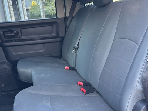 Used 2015 RAM 1500 Express AWD/4WD image 9