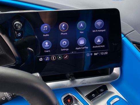 Used 2023 Chevrolet Corvette Stingray Premium Conv w/ Z51 Performance Package image 21