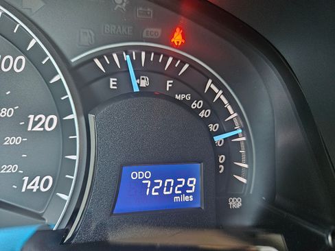 Used 2013 Toyota Camry LE image 13