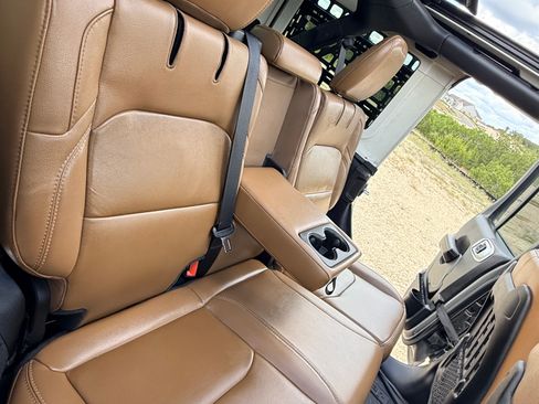 Used 2022 Jeep Wrangler Unlimited Rubicon 4xe w/ Cold Weather Group image 31