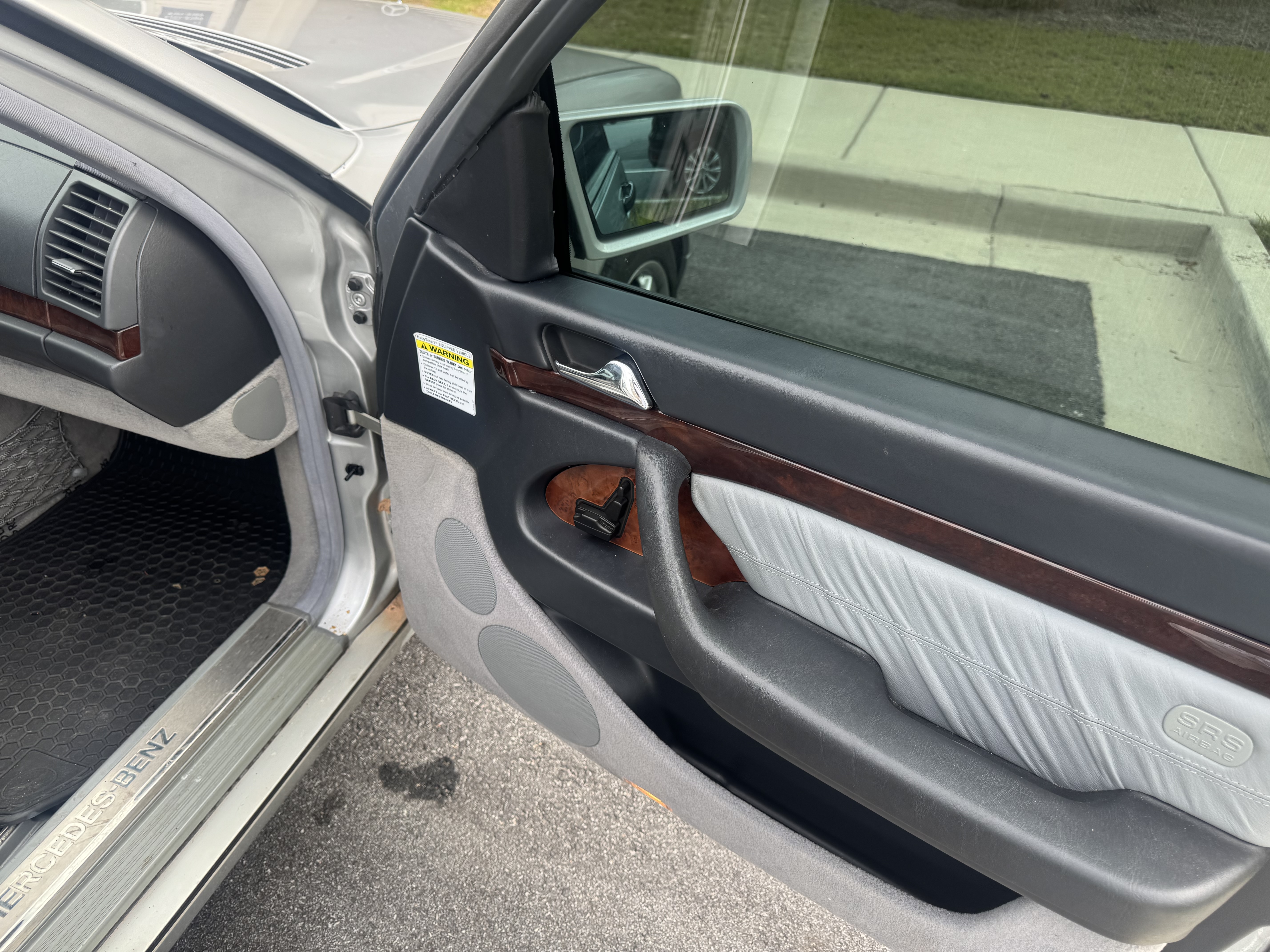 Used 1999 Mercedes-Benz S 420 image 11