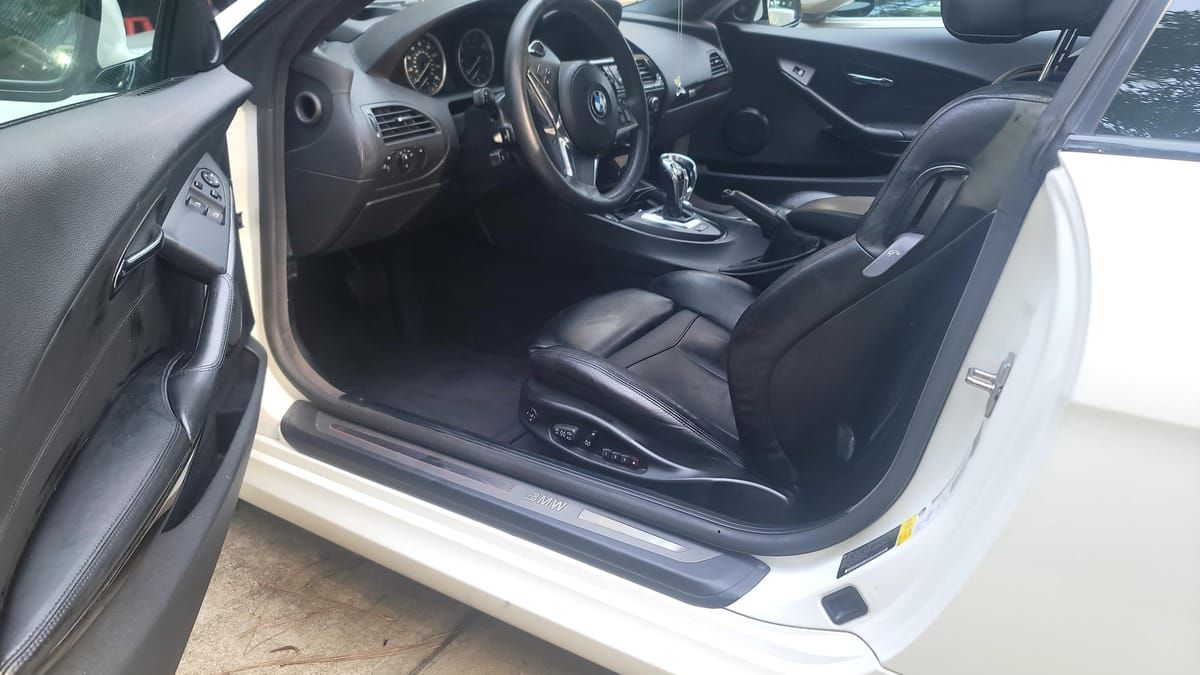 Used 2010 BMW 650i Coupe RWD image 10