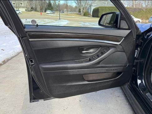 Used 2014 BMW 550i xDrive 550i xDrive Sedan 4D image 11