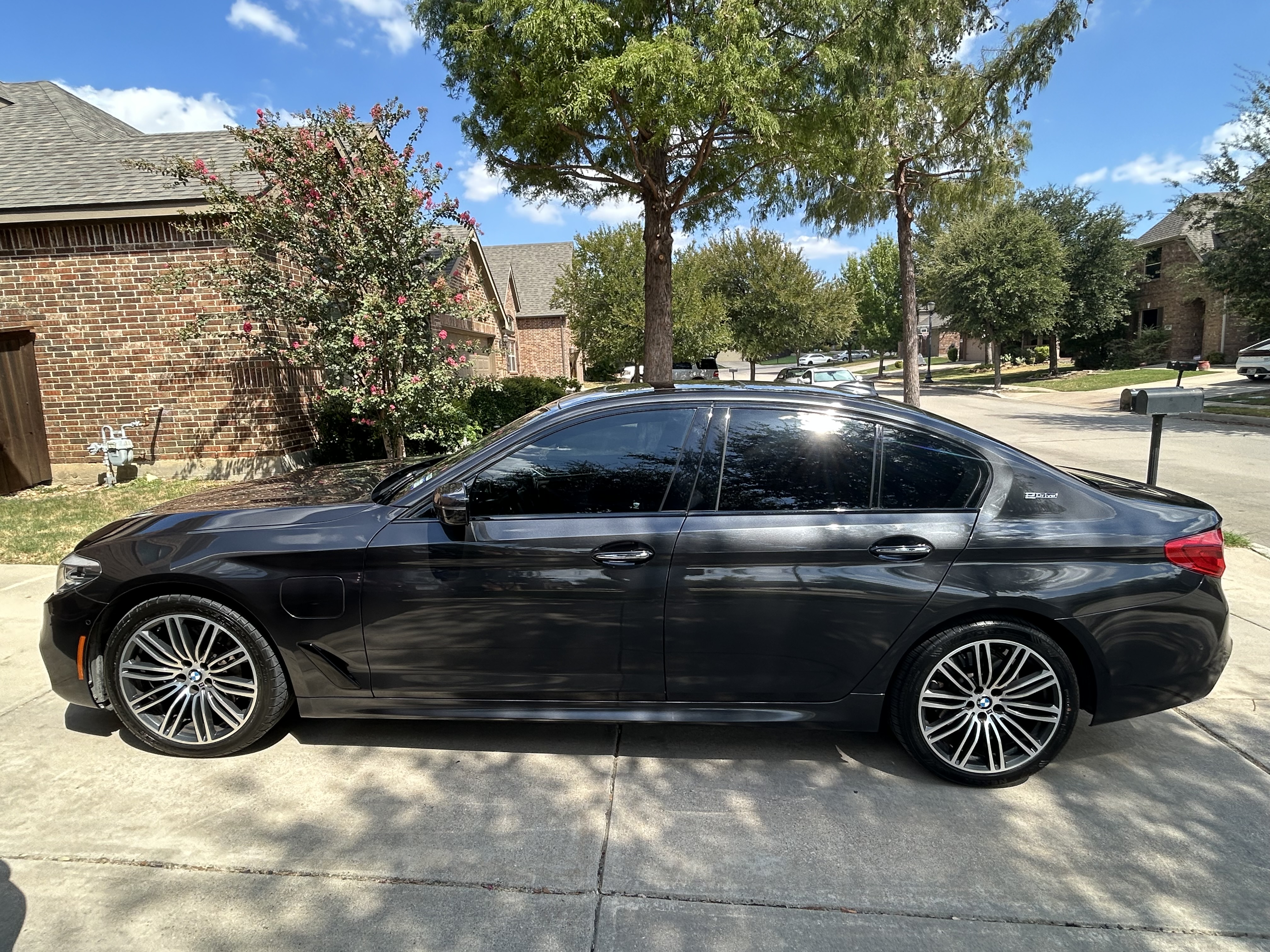 Used 2018 BMW 530e RWD image 10