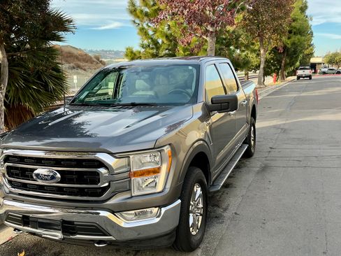 Used 2021 Ford F150 XLT w/ Equipment Group 301A Mid image 20