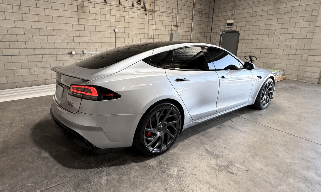 Used 2026 Tesla Model S Plaid AWD/4WD image 5