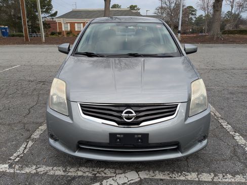 Used 2012 Nissan Sentra 2.0 S image 2