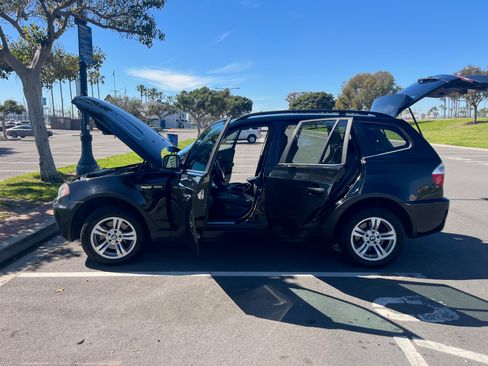 Used 2006 BMW X3 3.0i image 9