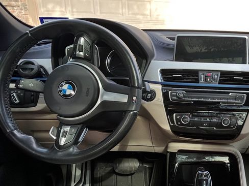 Used 2020 BMW X1 sDrive28i w/ M Sport Package image 8