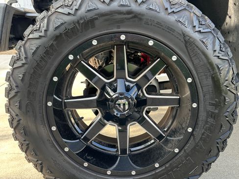 Used 2018 Jeep Wrangler Unlimited Sport image 25