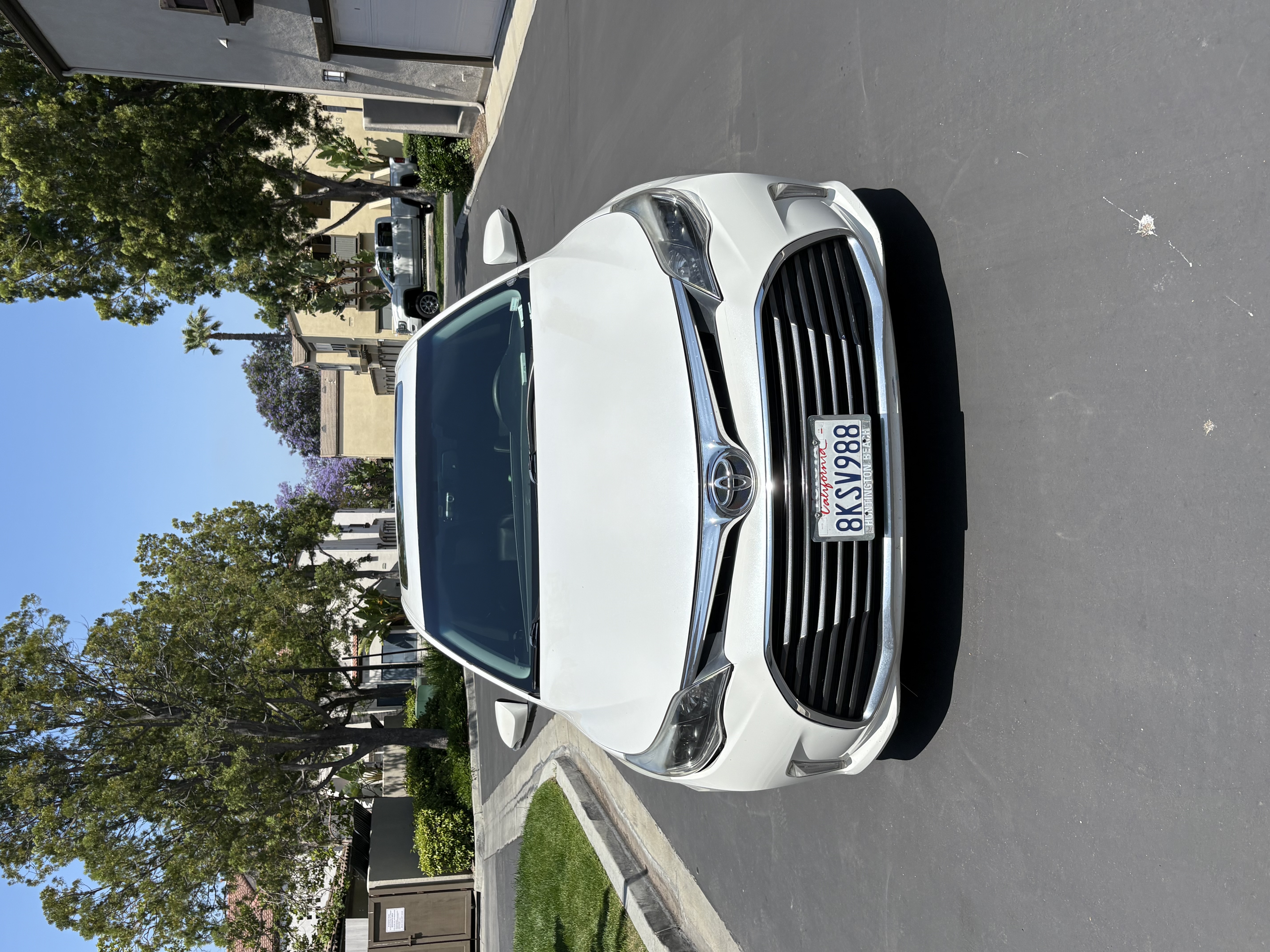 Used 2016 Toyota Avalon XLE Premium FWD image 4