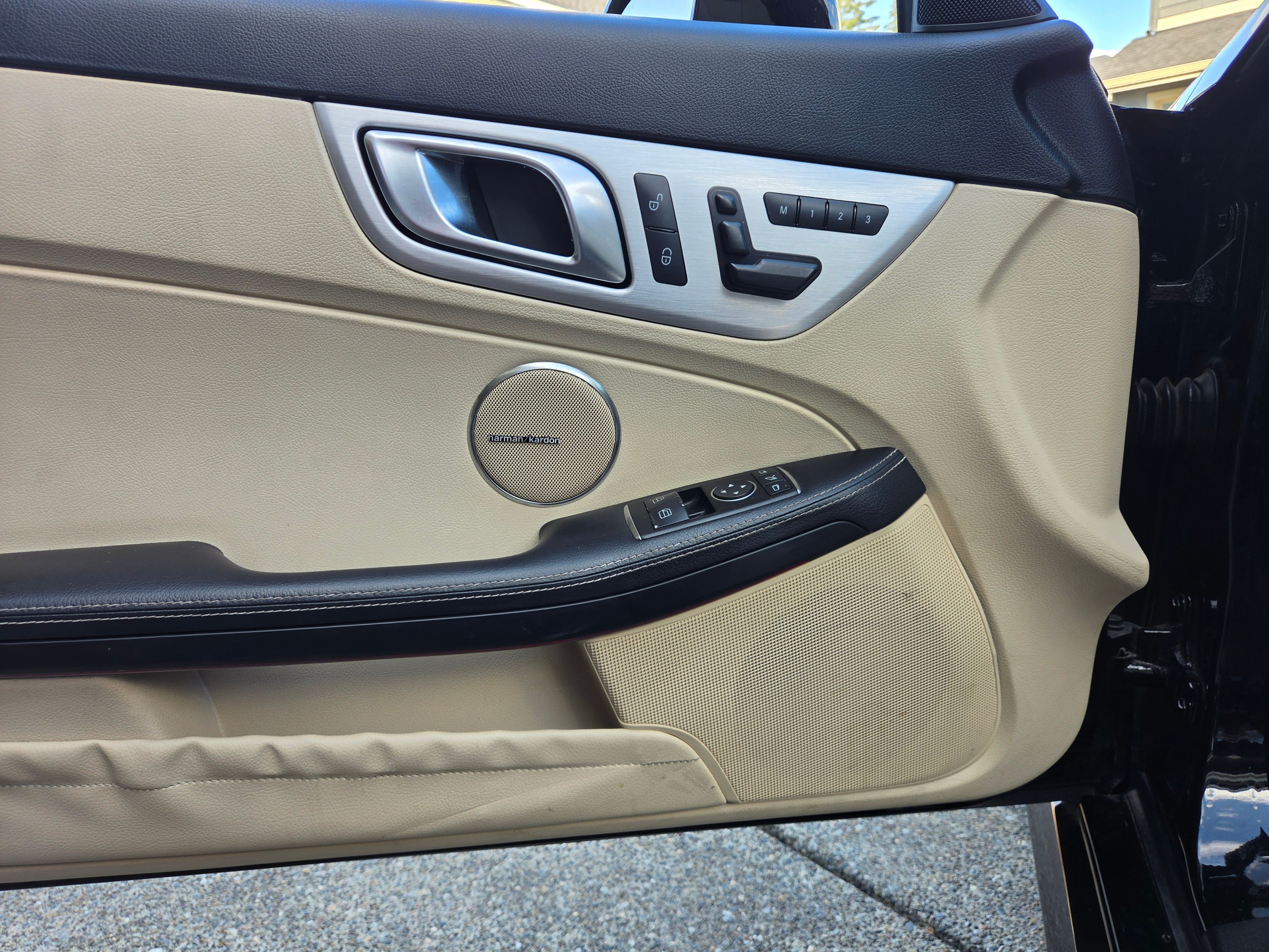 Used 2013 Mercedes-Benz SLK 250 w/ Premium I Pkg image 16