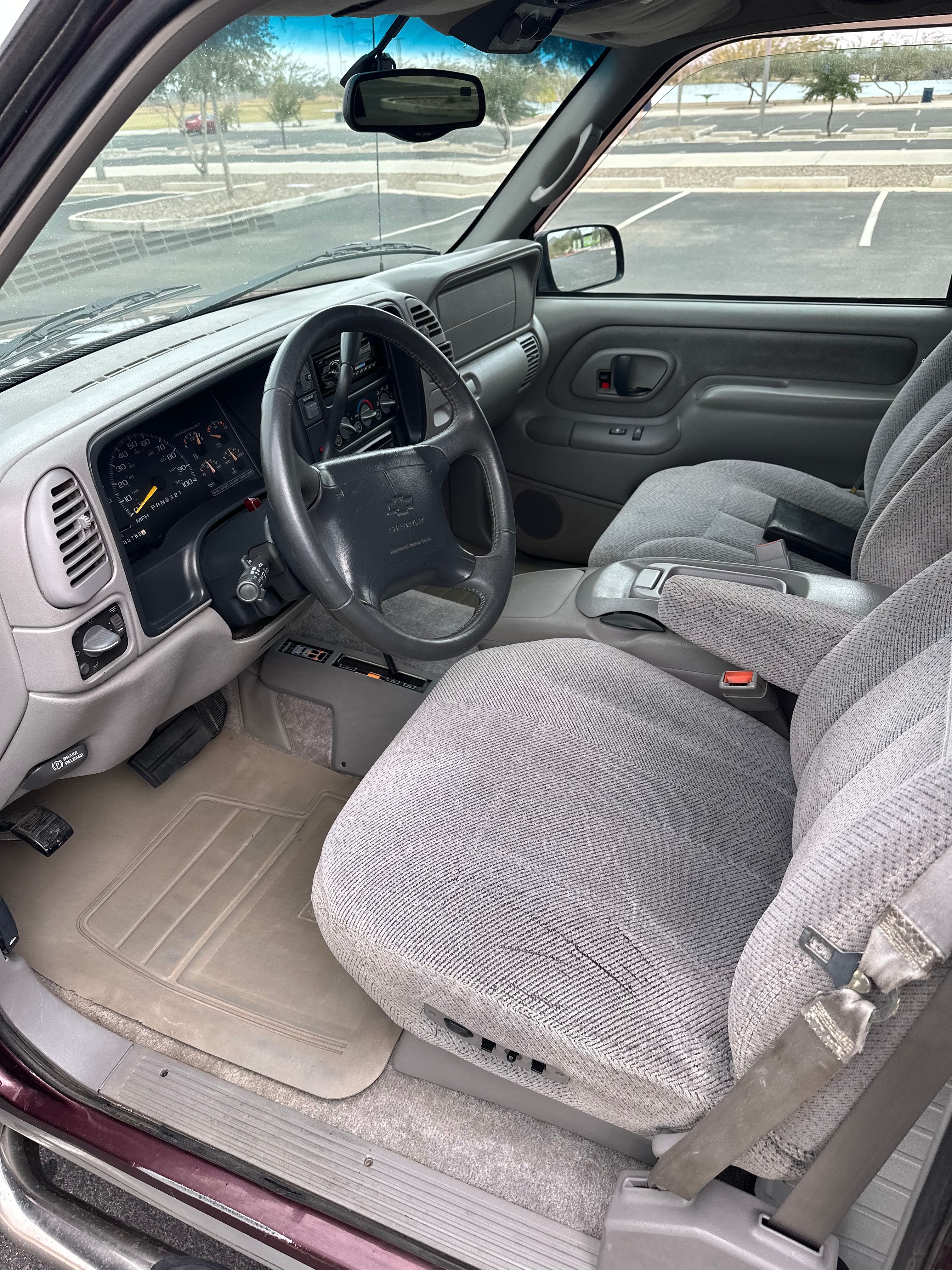 Used 1997 Chevrolet Suburban 4WD w/ Preferred Equipment Group 2 image 11
