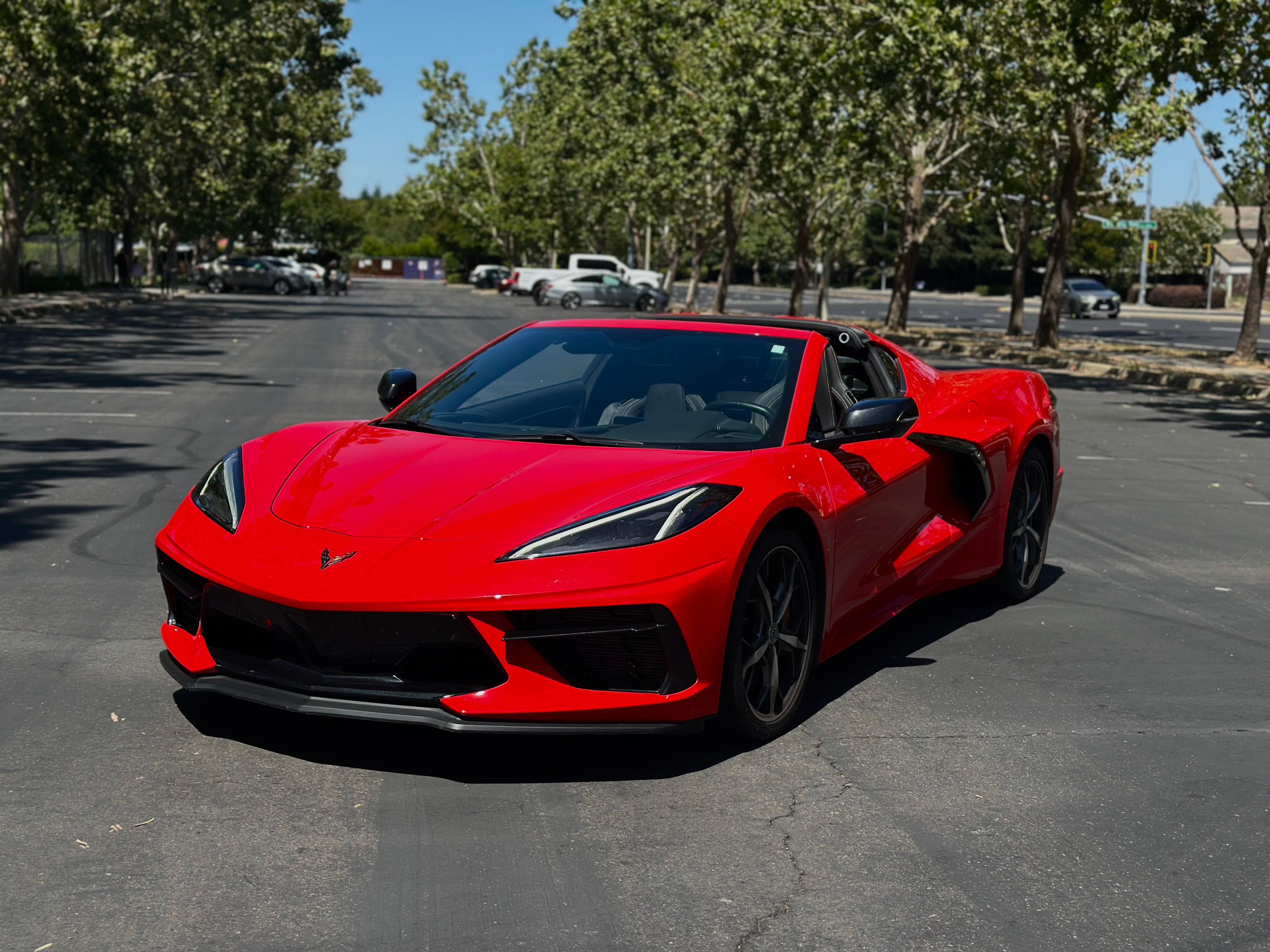Used 2023 Chevrolet Corvette Stingray Coupe w/ Z51 Performance Package RWD image 2