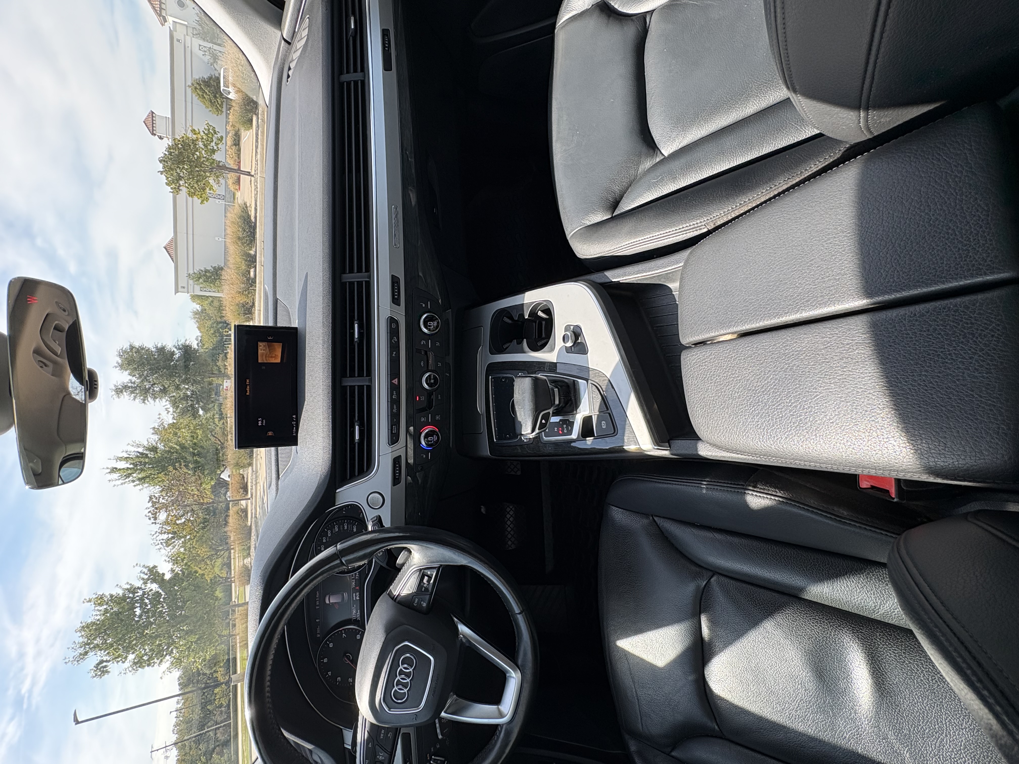 Used 2019 Audi Q7 2.0T Premium w/ Convenience Package AWD/4WD image 4