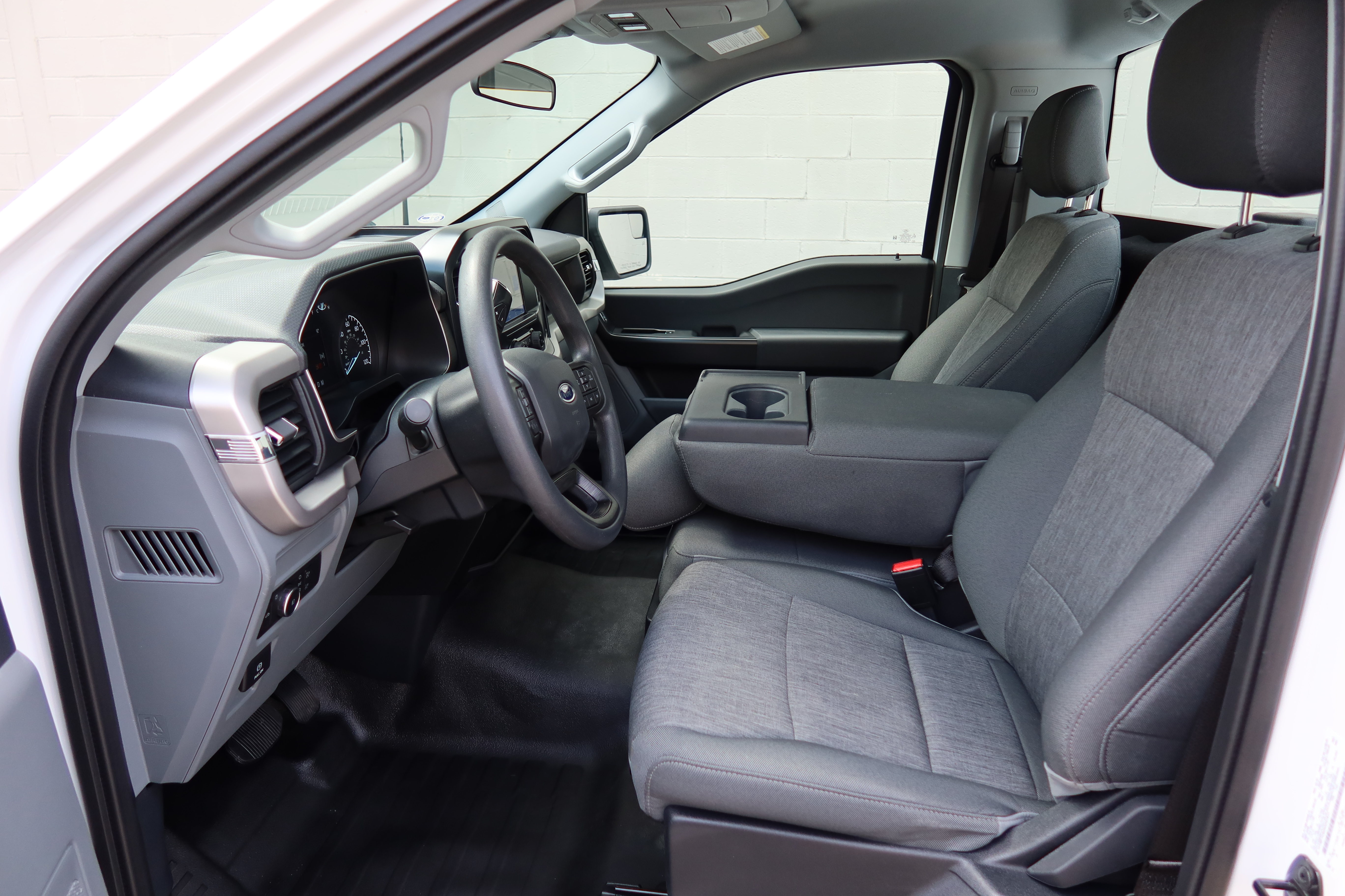Used 2022 Ford F150 XL w/ Equipment Group 101A High RWD image 16