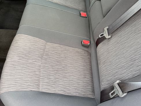 Used 2015 Nissan Sentra SV w/ Style Package image 14