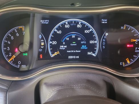 Used 2015 Jeep Grand Cherokee Summit image 15