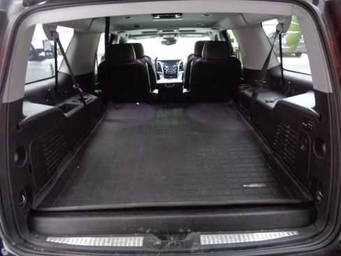 Used 2015 Cadillac Escalade ESV Luxury image 9