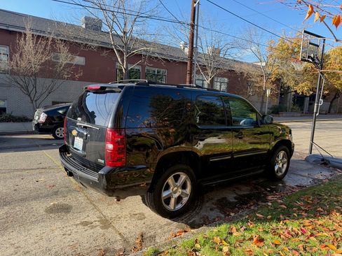 Used 2011 Chevrolet Tahoe LT image 4