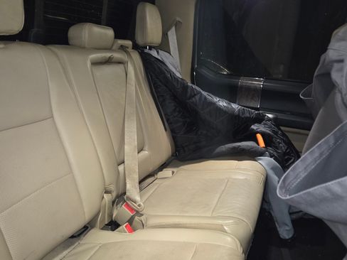 Used 2017 Ford F250 Lariat w/ Lariat Ultimate Package image 19