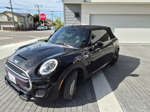 Used 2018 MINI Cooper John Cooper Works FWD image 9