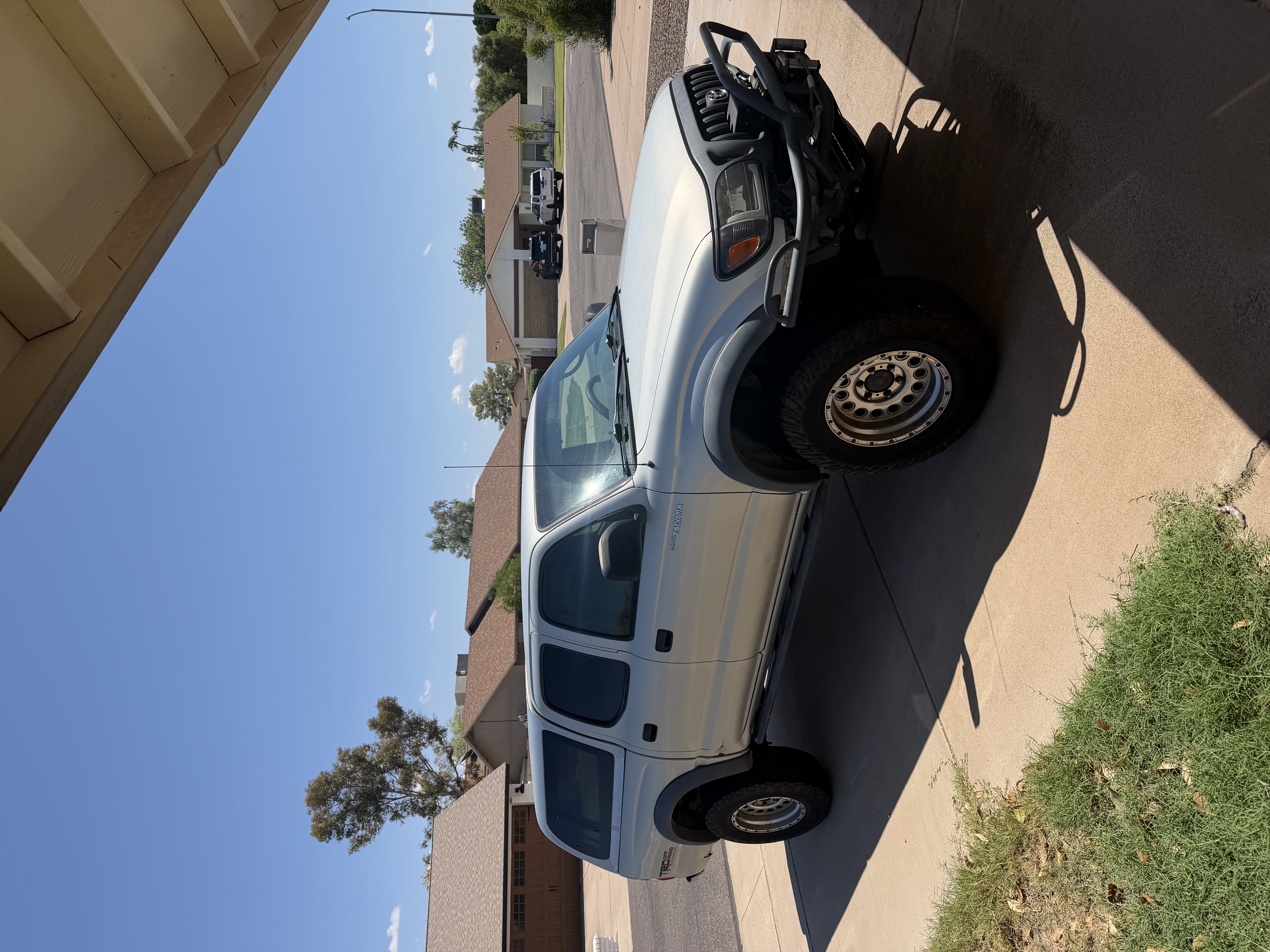 Used 2004 Toyota Tacoma 4x4 Double Cab w/ Convenience Pkg image 2