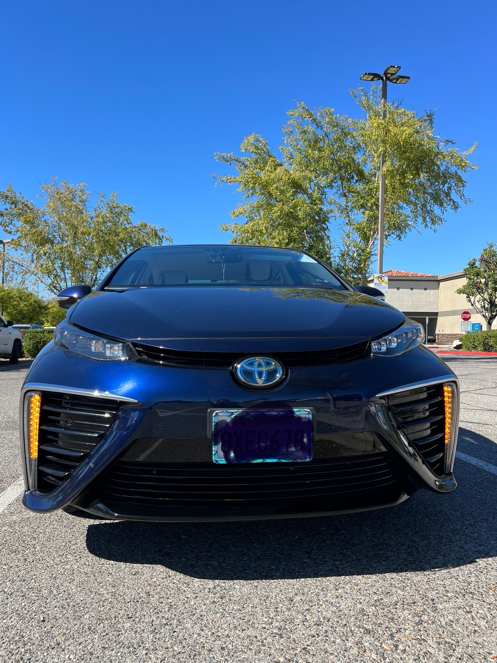 Used 2018 Toyota Mirai FWD image 11