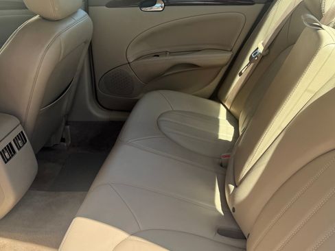 Used 2006 Buick Lucerne CXL w/ Luxury Package FWD image 13