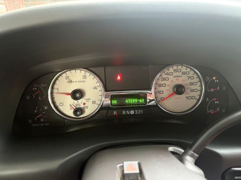Used 2007 Ford F250 XLT AWD/4WD image 2
