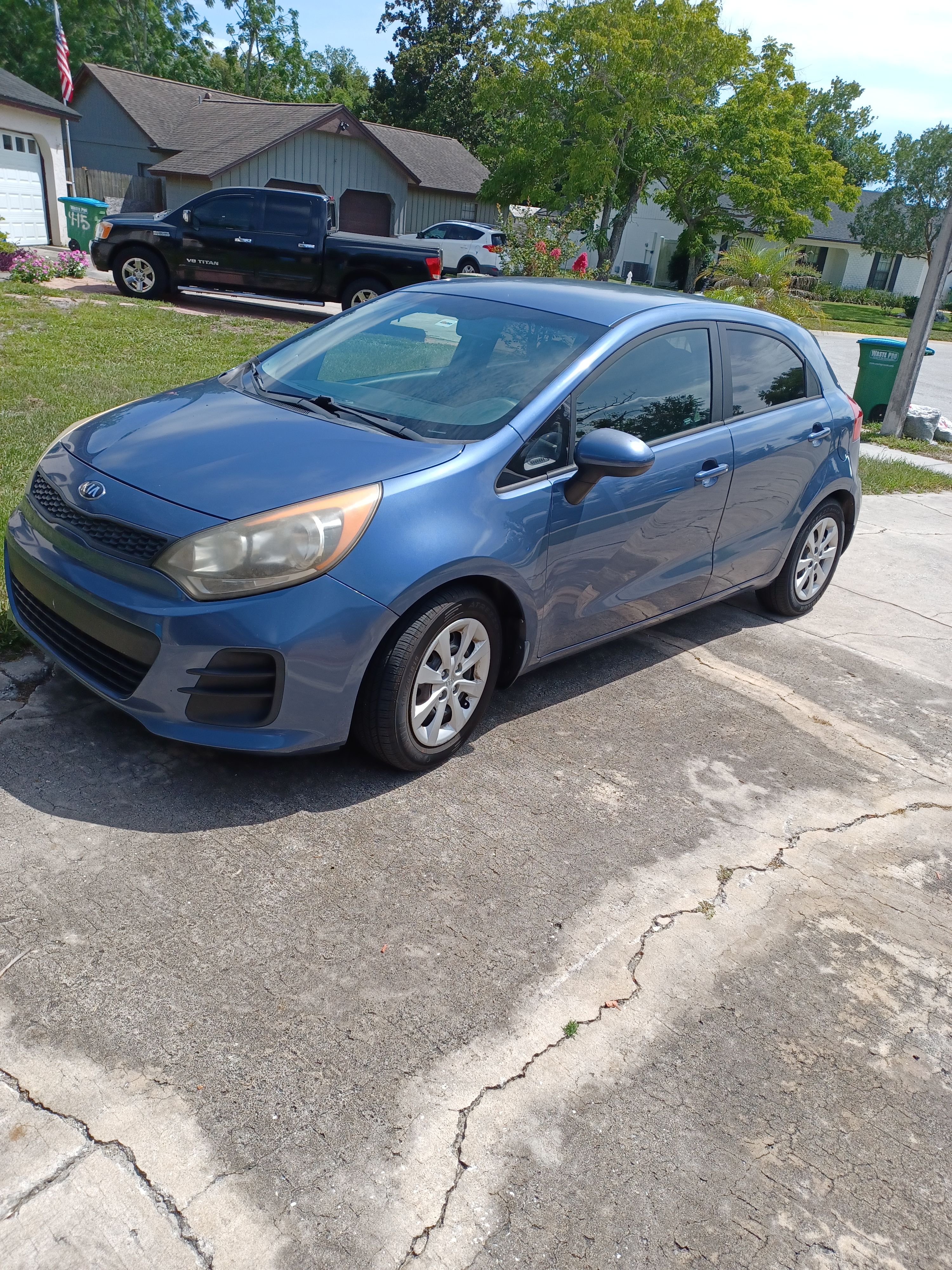 Used 2016 Kia Rio LX w/ Power Package FWD image 2