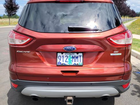 Used 2014 Ford Escape SE w/ Equipment Group 201A FWD image 5
