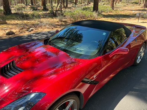 Used 2014 Chevrolet Corvette Stingray Convertible w/ 3LT Preferred Equipment Group image 4