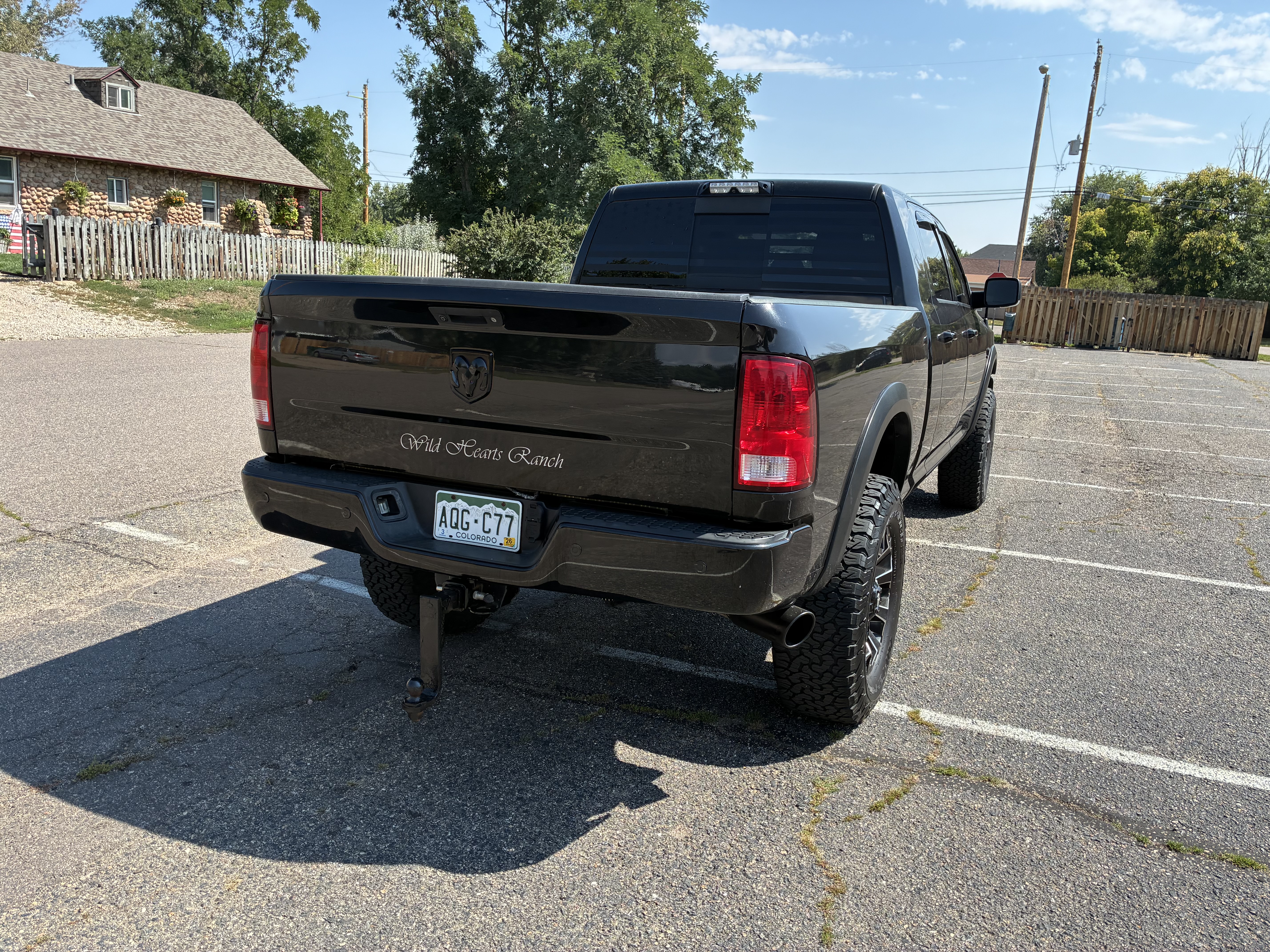Used 2017 RAM 2500 Big Horn w/ Sport Appearance Group AWD/4WD image 4