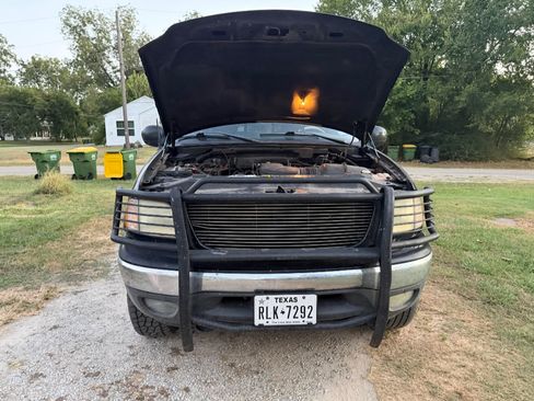 Used 2002 Ford F150 4x4 SuperCrew image 5