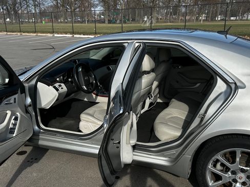 Used 2008 Cadillac CTS 3.6 w/ Luxury Level Two Package image 6