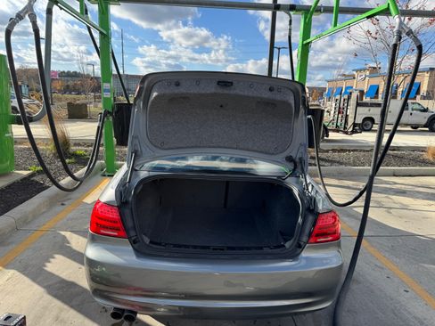 Used 2011 BMW 328i xDrive Coupe image 5