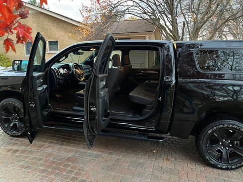 Used 2021 RAM 1500 Big Horn image 28