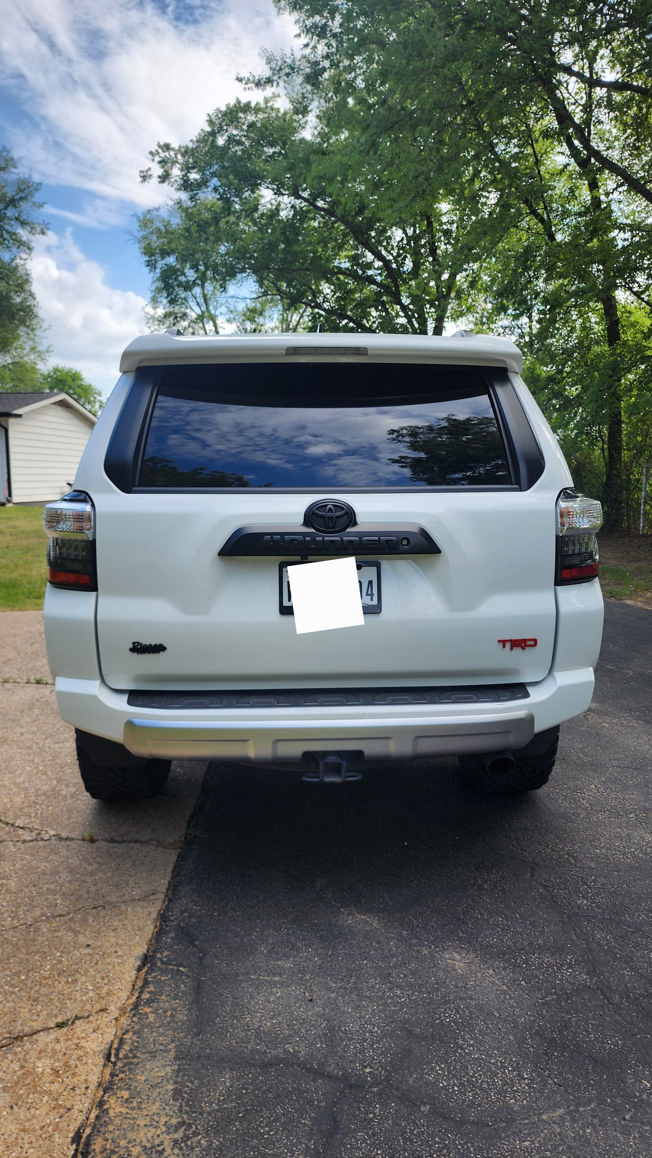 Used 2018 Toyota 4Runner TRD Off-Road Premium AWD/4WD image 5