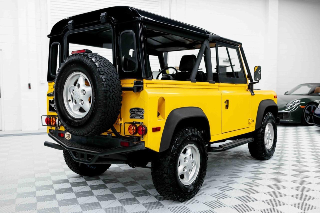 Used 1997 Land Rover Defender 90 AWD/4WD image 8