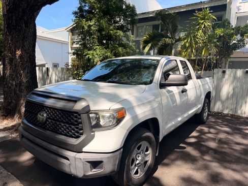 Used 2019 Toyota Tundra SR RWD image 2