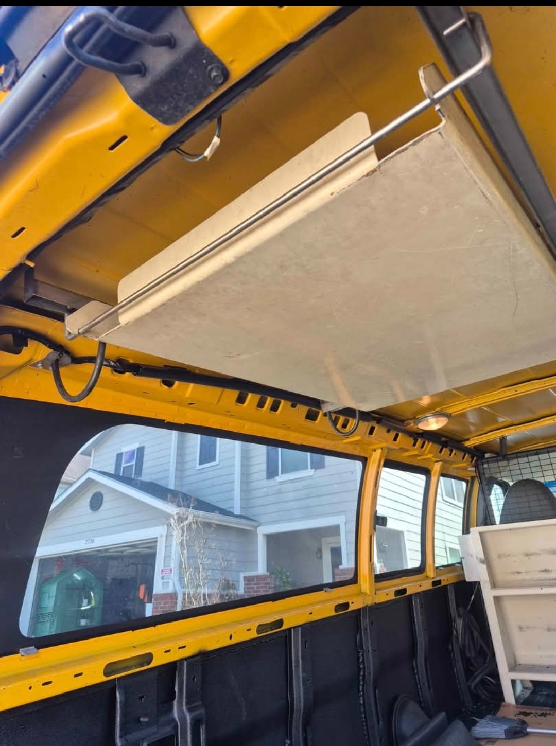 Used 2014 Chevrolet Express 3500 Extended RWD image 6