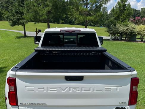 Used 2020 Chevrolet Silverado 3500 LTZ w/ LTZ Plus Package AWD/4WD image 8