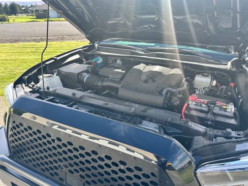 Used 2021 Toyota Tacoma TRD Off-Road w/ TRD Premium Off Road Package image 54