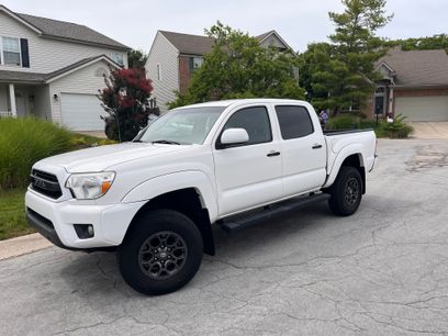 Used 2013 Toyota Tacoma 4x4 Double Cab w/ SR5 Pkg