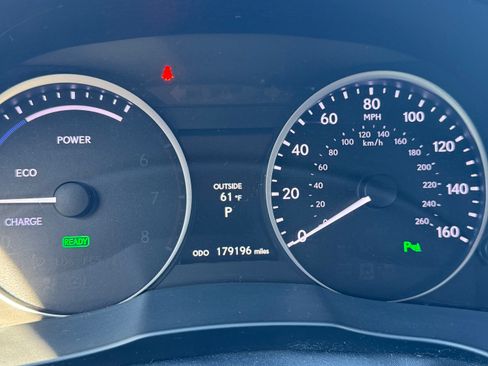 Used 2014 Lexus ES 300h image 17