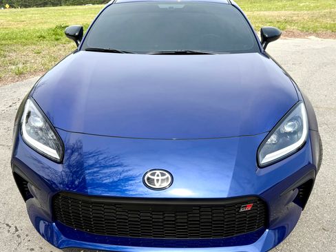 Used 2025 Toyota GR86 Premium image 5